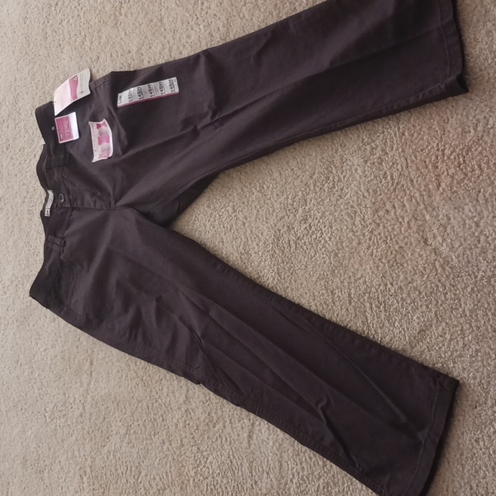 Lee's classic fit straight leg